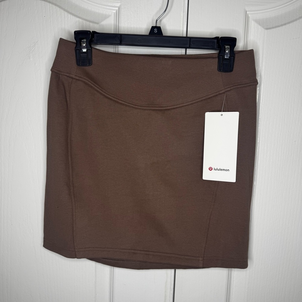 Lululemon Scuba High Rise Skirt